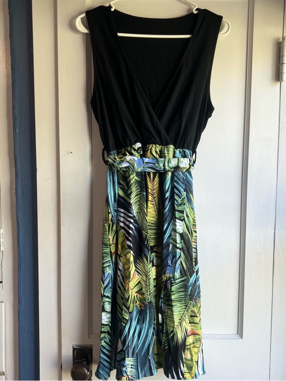 SHEIN Black & Tropical Leaf Print Midi Dress - Picture 12 of 12